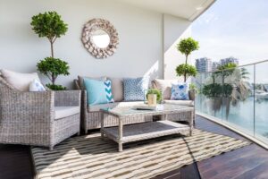 Phong thủy BAN CÔNG: Lưu ý những điều quan trọng để tha hồ đón LỘC cùng vượng khí vào nhà