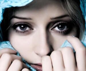 Mắt một hay hai mí hé lộ điều bất ngờ về đường tình duyên