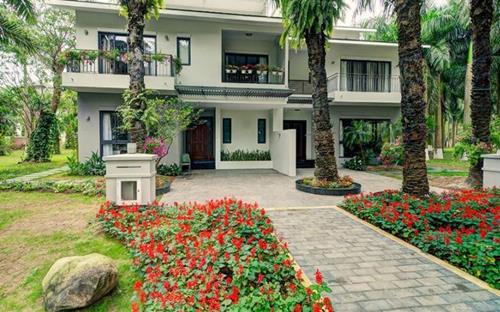 Nha co minh duong rong rai